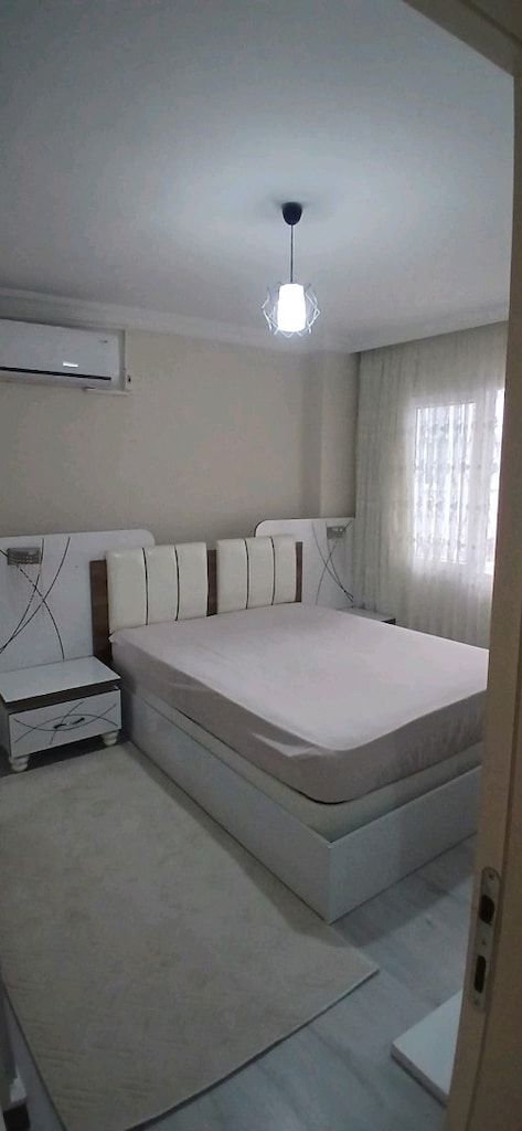 Beyaz Yatak ve Başlık - 5