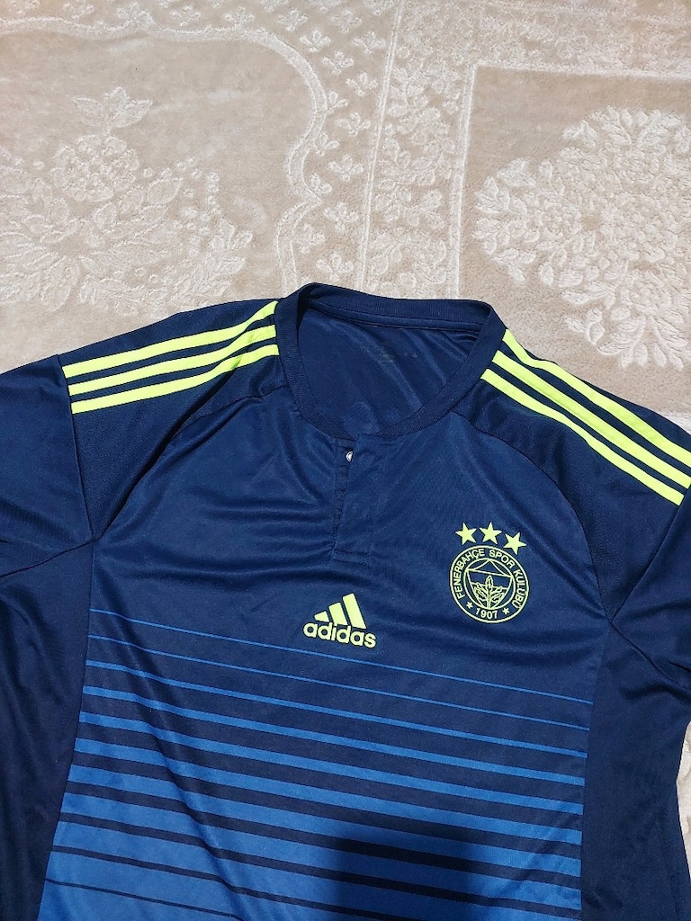 XL ORİJİNAL ADİDAS FENERBAHÇE FORMASI