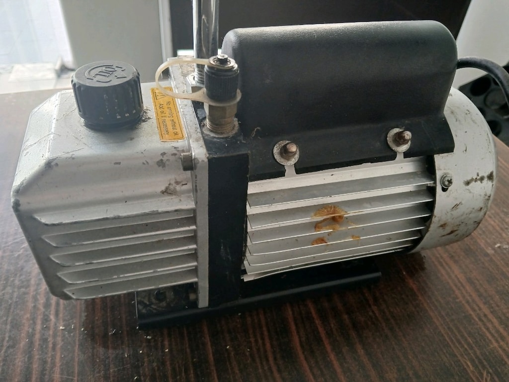 Temiz / Sorunsuz Çalışan Klima Vakum Pompası (220V) - 2