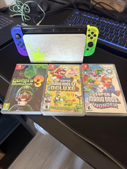 Nintendo switch oled splatoon edition