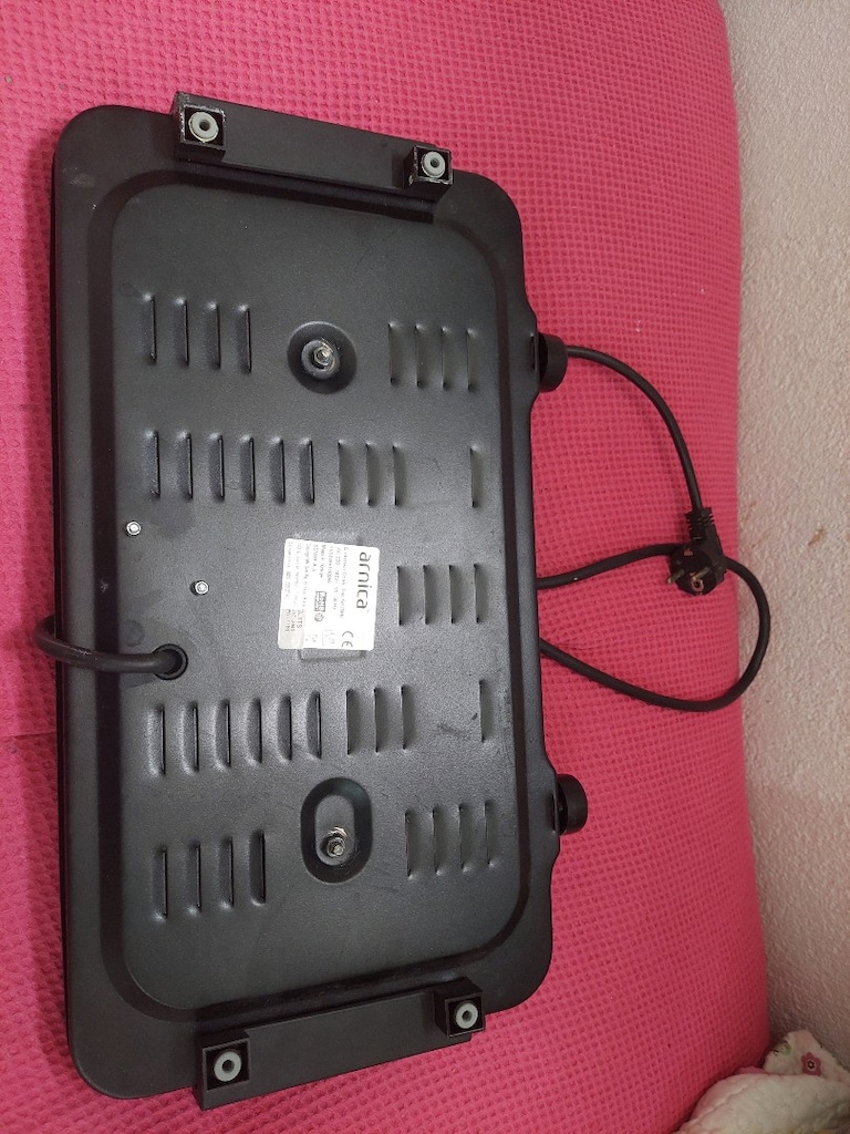 Arnica elektrikli ocak. 2 gözlü. Tertemiz hiçbir sıkıntısı yok. - 10