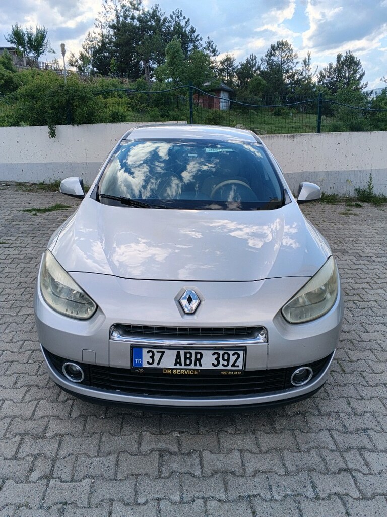 Renault FLUENCE