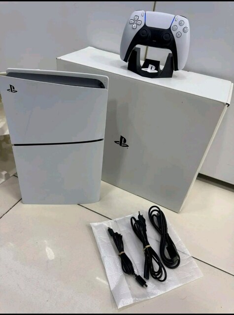 PlayStation 5 slim digital sıfır ayarin !!FİYAT SON !!