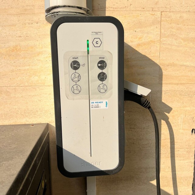 ARAÇ Şarj İstasyonu Hager Wallbox 22kw Garantili-Kutulu (ACİLL)