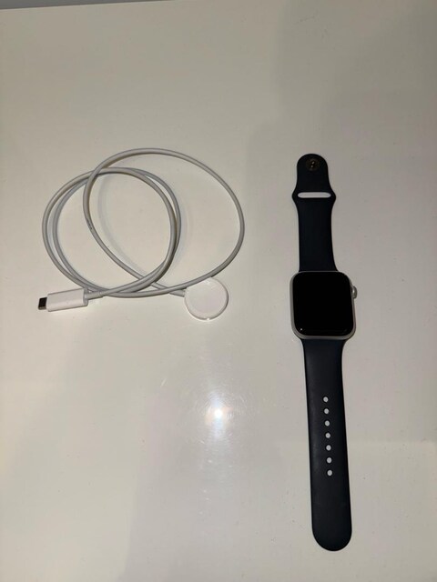 APPLE WATCH SE 2. NESİL 44 MM