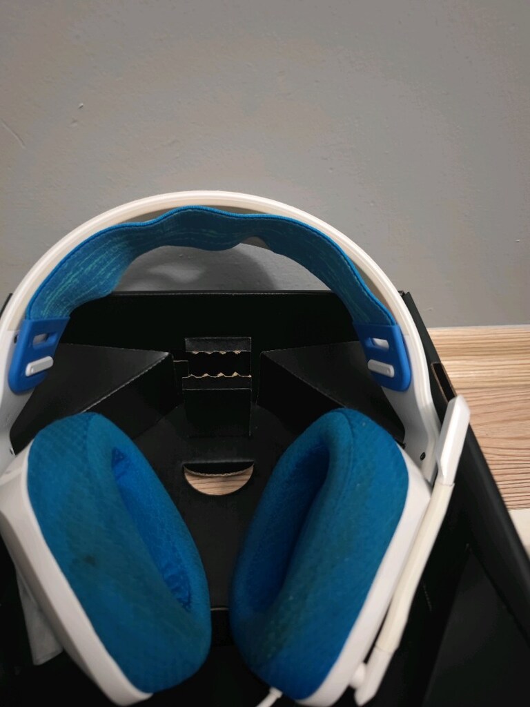 logitech g335 kulaklık - 2