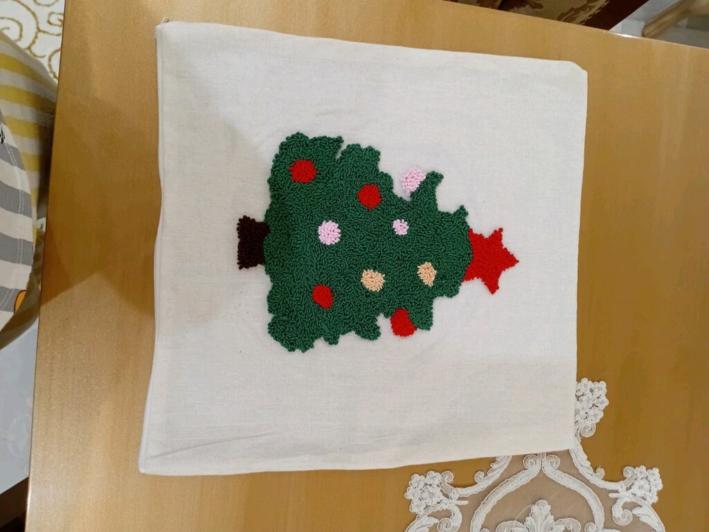 Noel temalı kırlent kılıfı - 10