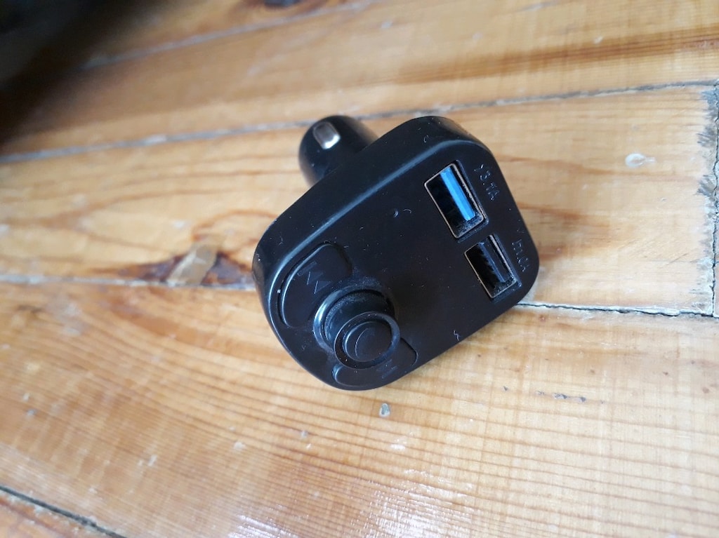 Araç çakmak girişli usb - 2