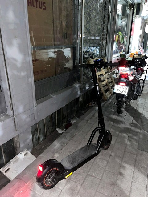 elektrikli scooter