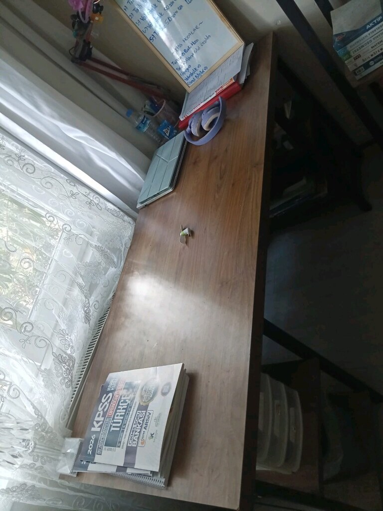 Çalışma masası ve Kitaplık - 7