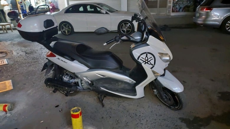 Kacirilmayacak Firsat xmax 250 abs 2011 model - 4
