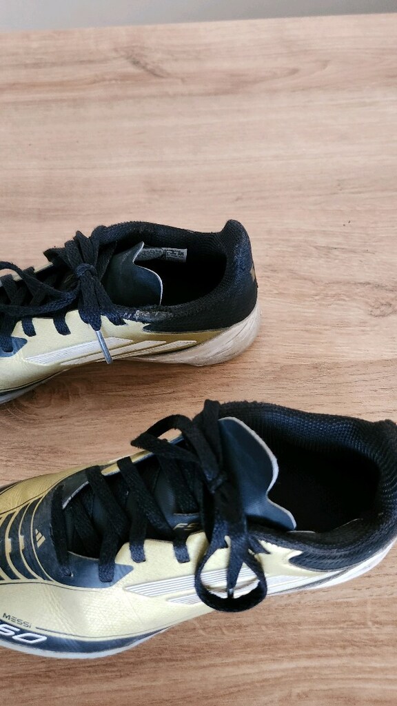 Orjinal adidas marka Halı saha ayakkabısı - 4