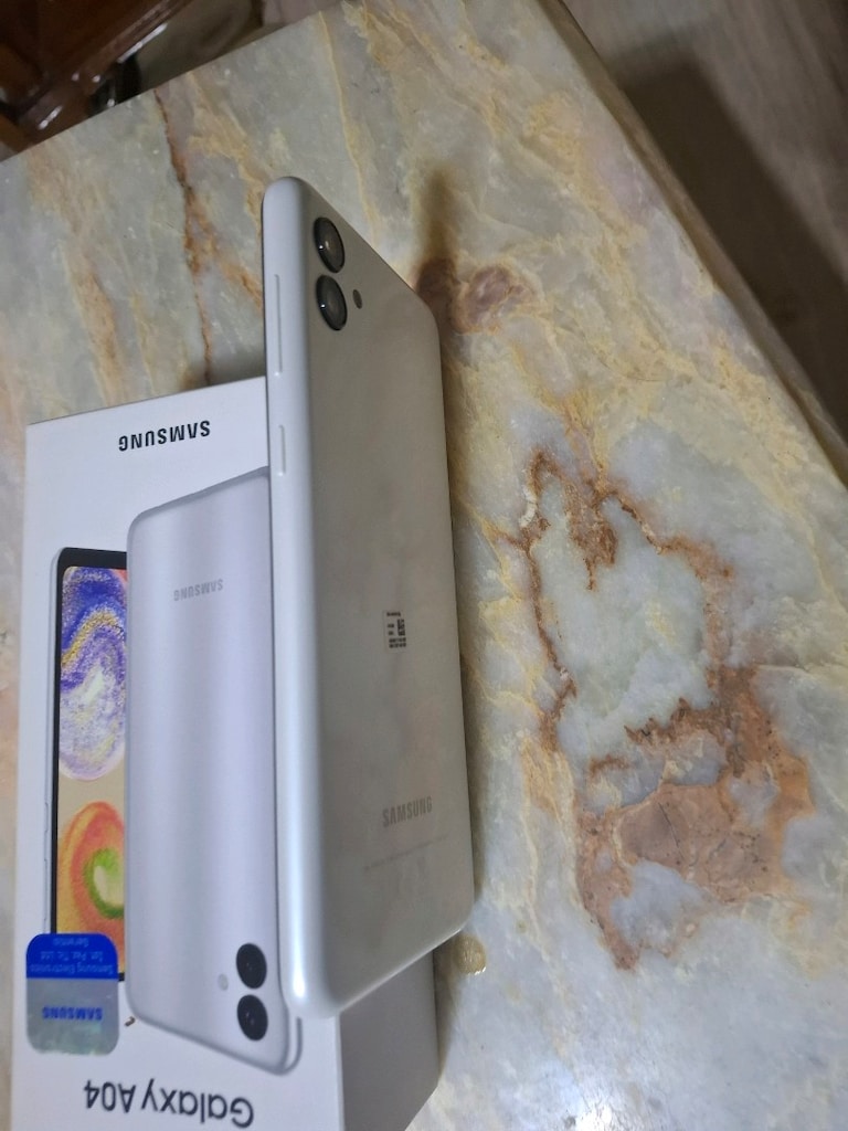 SIFIRDAN FARKSIZ YURTİÇİ 64GB 4RAM ORJİNAL SAMSUNG A04 - 10