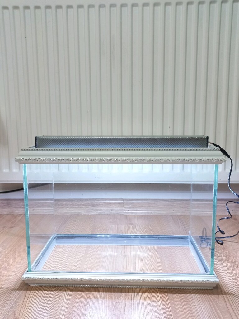 akvaryum 40x20x30 6mm - 8
