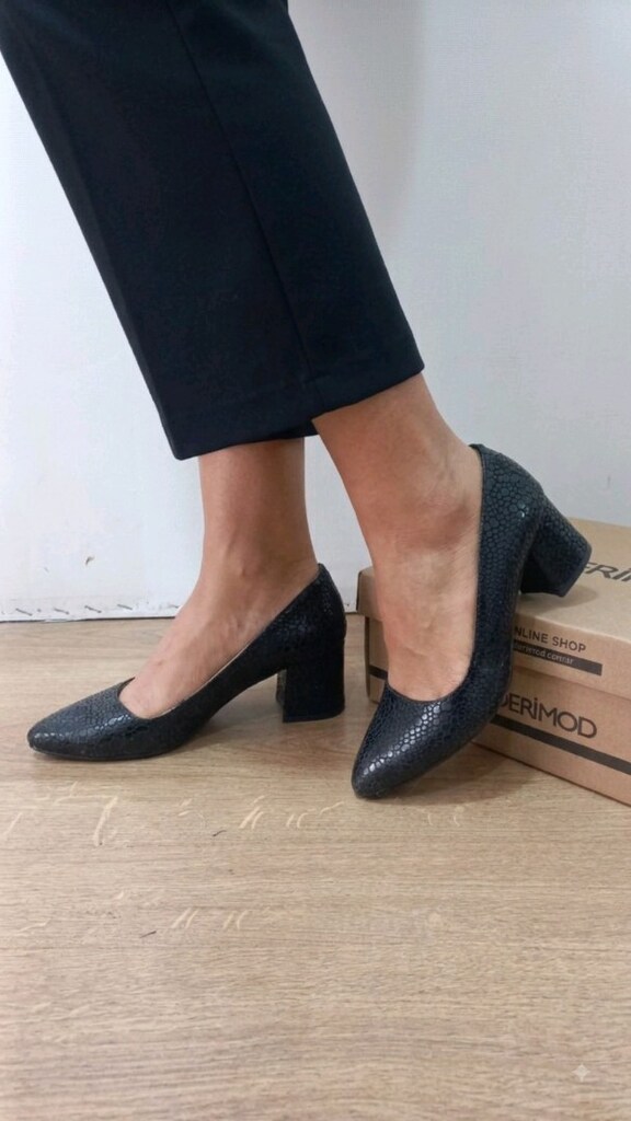 Siyah Deri Stiletto Ayakkabı - 3