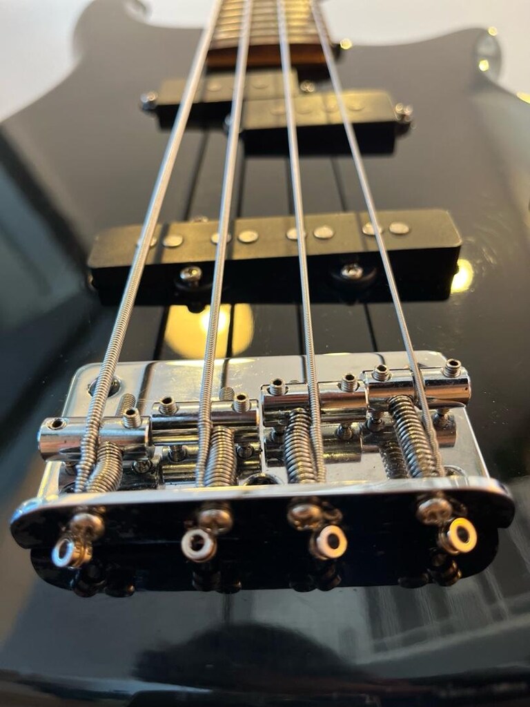 PARROT 4 TELLİ BAS GİTAR sitenin en fiyat/performans gitarı - 3