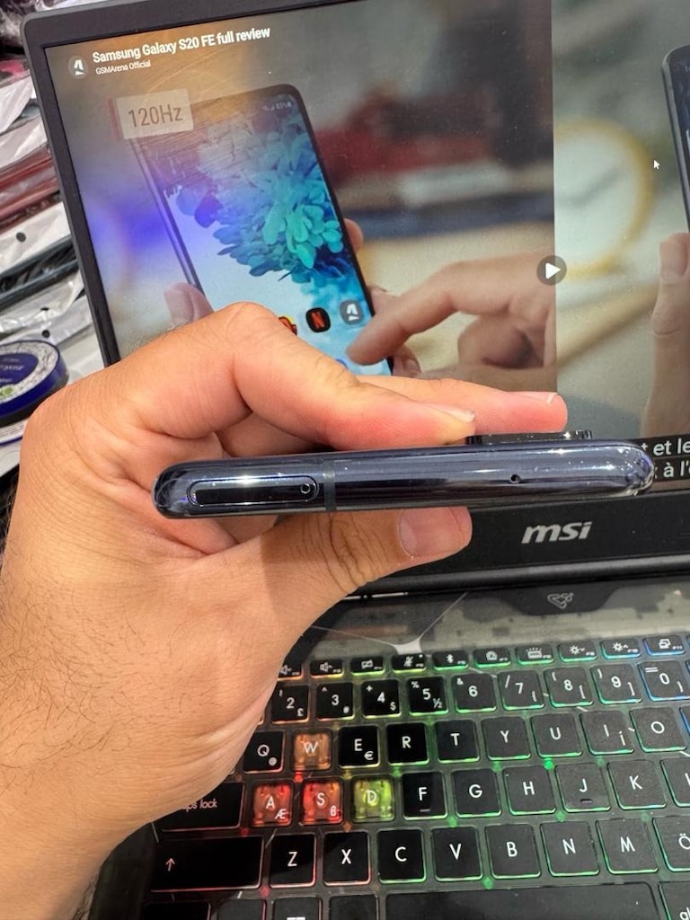 SAMSUNG S20 FE 128 GB - 4