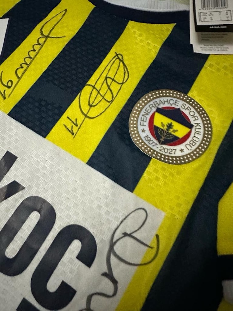 Fenerbahçe imzalı forma - 5