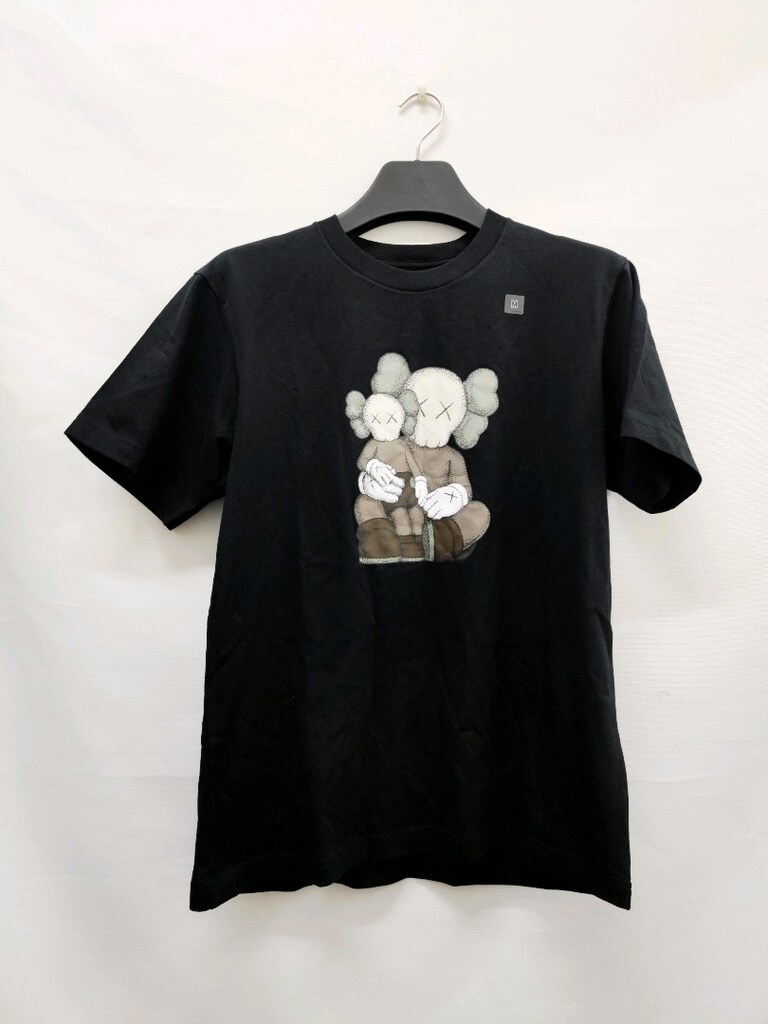 KAWS x Uniqlo UT Short Sleeve Graphic T-shirt Black - 3