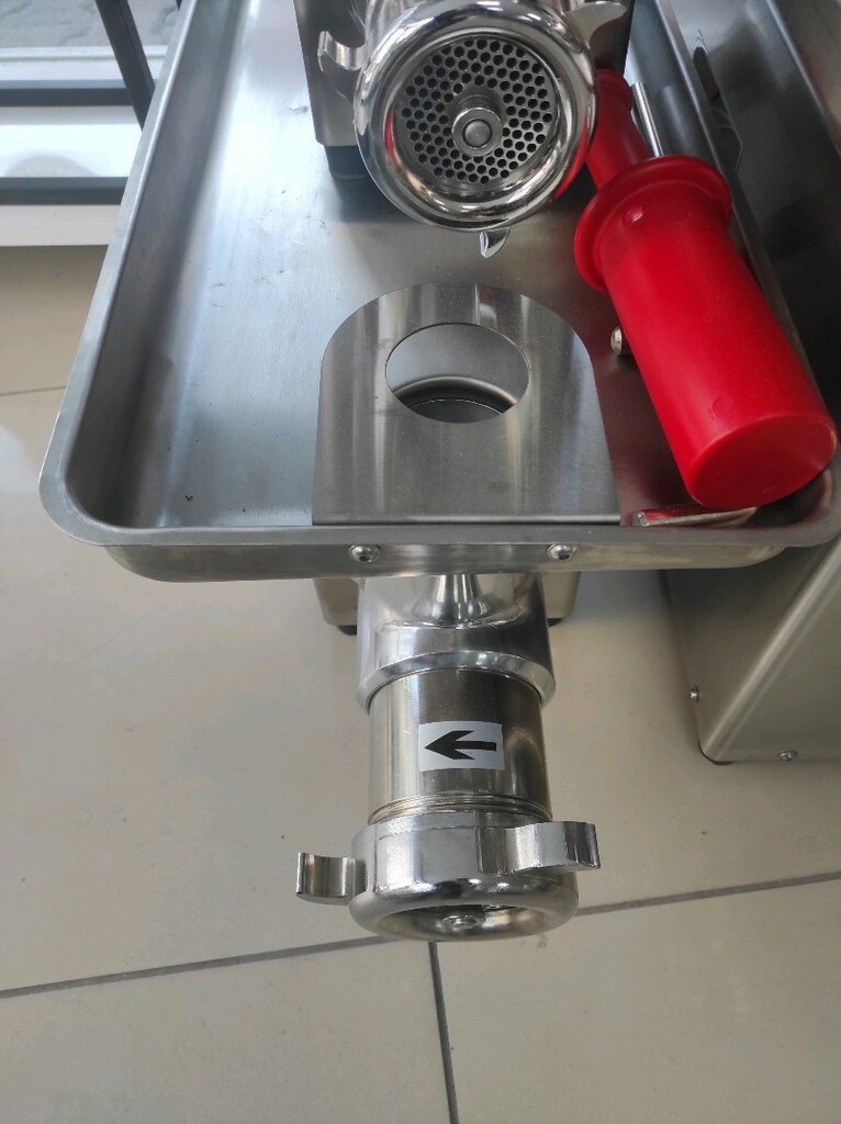 Kıyma Makinesi 22lik 220V Boğaziçi marka - 4