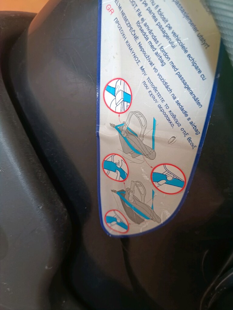 Chicco gri oto koltuğu Ana kucağı 2 parçadan oluşmaktadır - 7