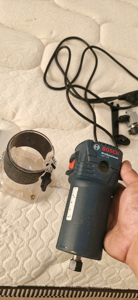 Bosch Professional GKF 550 Kenar Freze – Sorunsuz Çalışıyor - 3