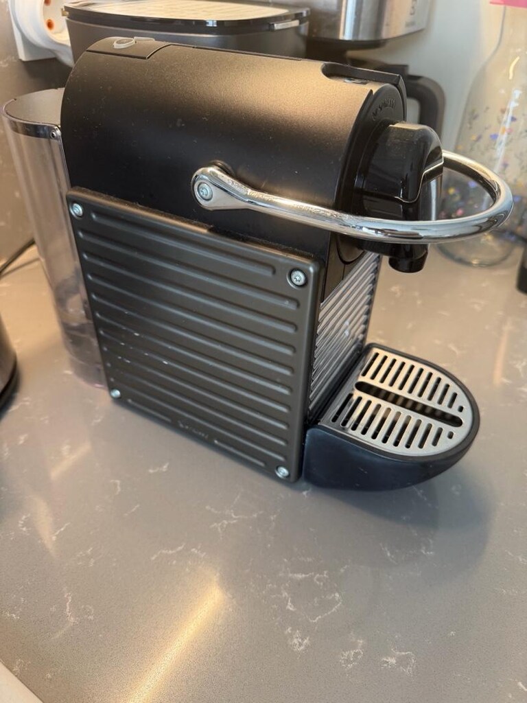 Az kullanılmış Nespresso ve Süt köpürtücü makinesi - 6