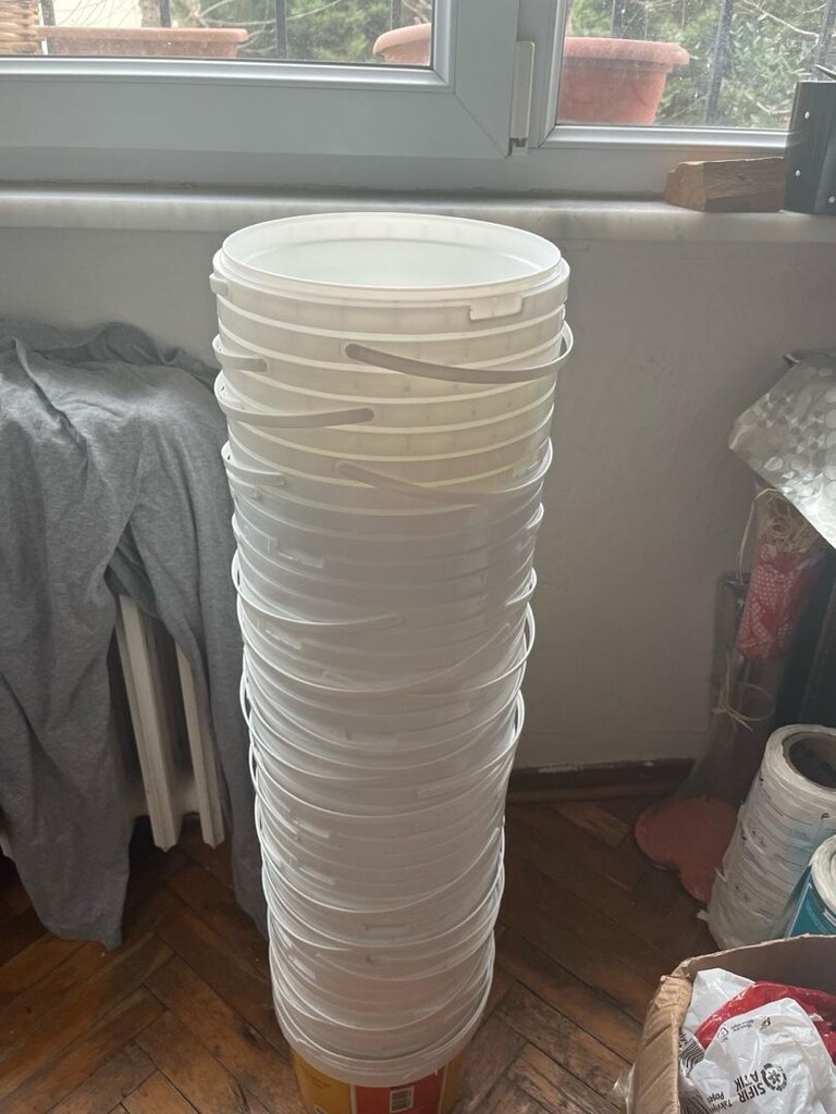 kova 4 kg boş temiz kapaklı - 2