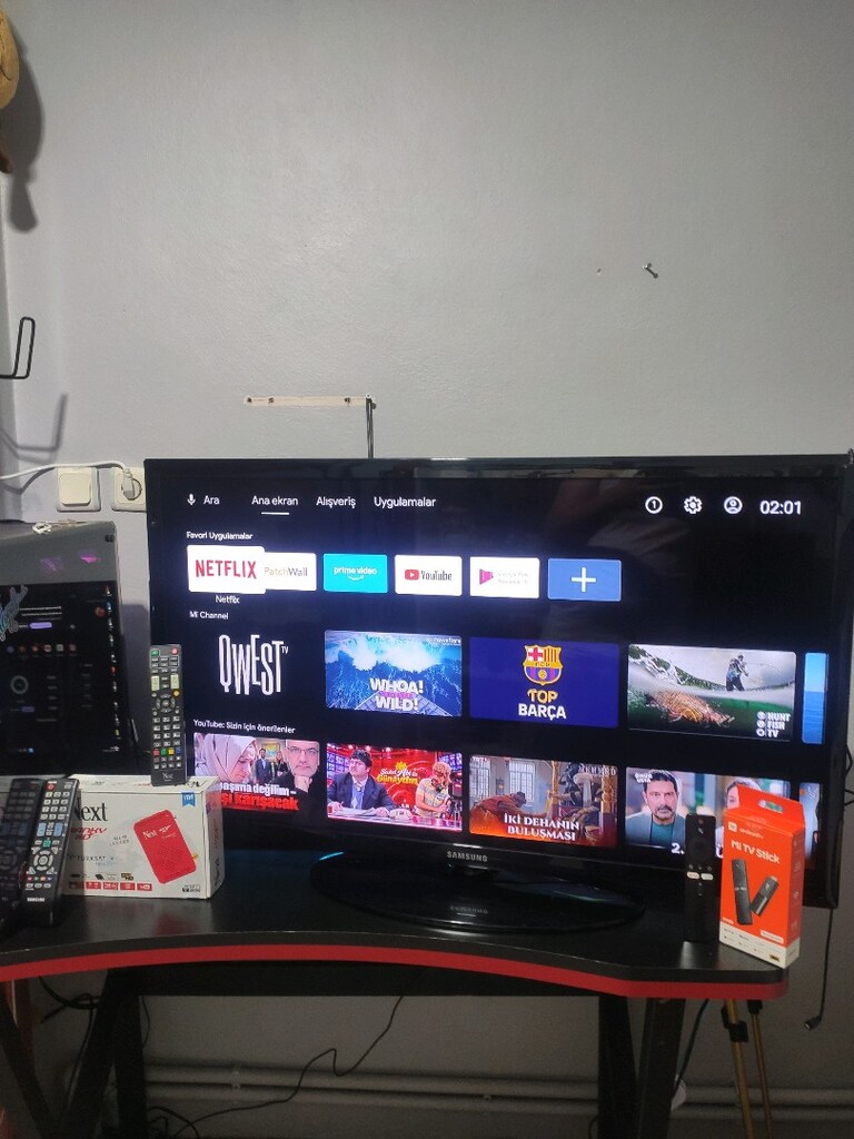 SAMSUNG 40" (102 EKRAN) LED TV (UE40D5003BW) + XIAOMI MI TV STICK (FUL - 3