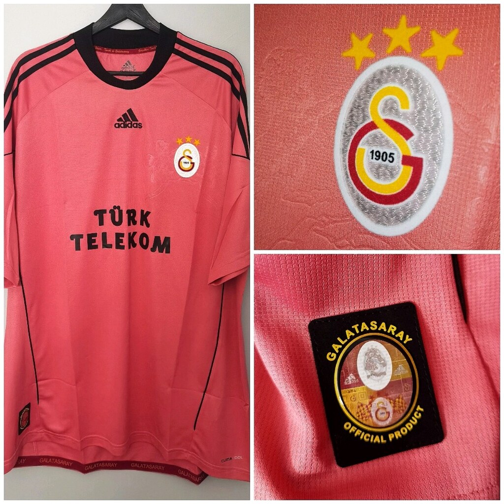 Maillot de foot Galatasaray Vintage 2010 2011 Third rouge