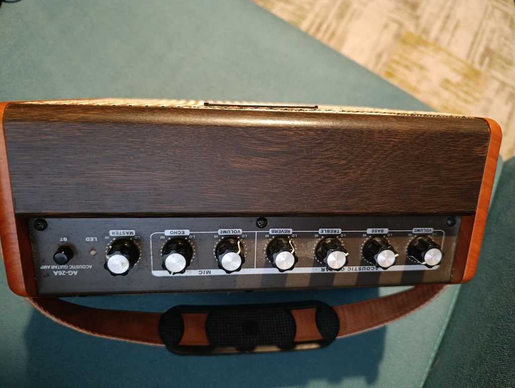 Aroma AG-26A Şarjlı Bluetooth Akustik Gitar Amfisi - 6