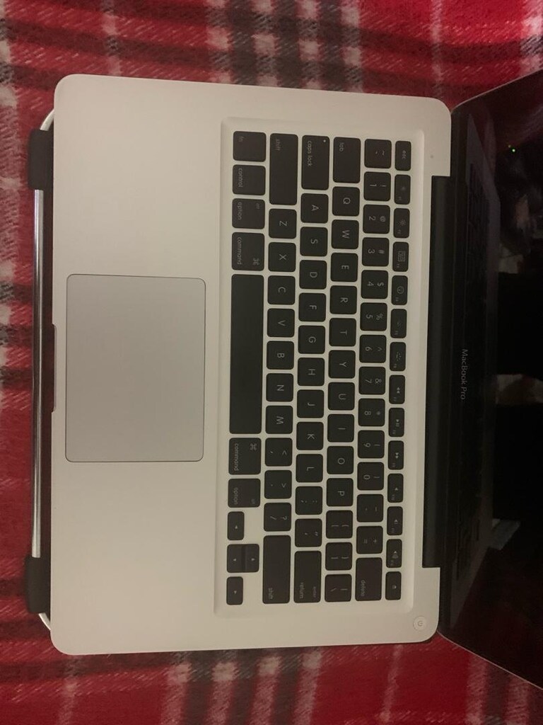 MacBook Pro mid2010 - 3