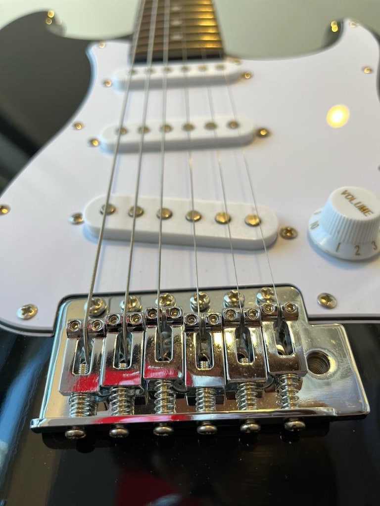 FULL SET PUKA STRATOCASTER ELEKTRO GİTAR + PUKA G-15 AMP - 4