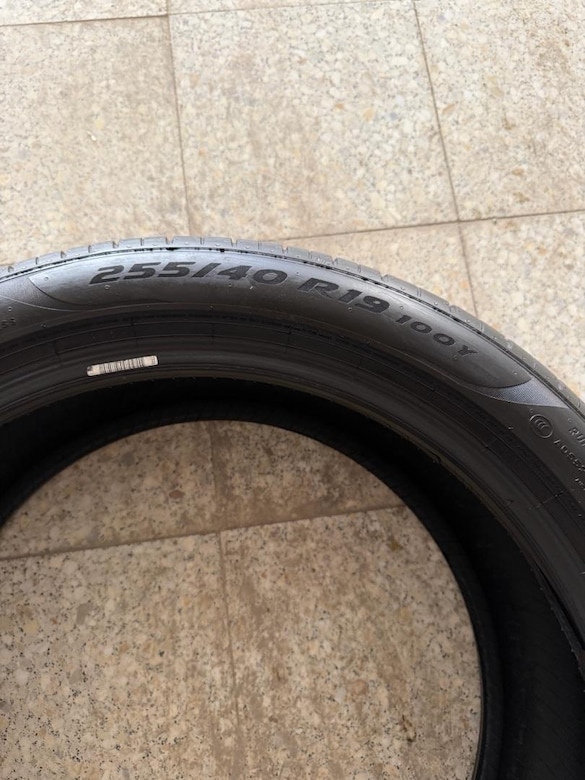 245-40-19 255-40-19 PIRELLI RFT LASTİK - 7