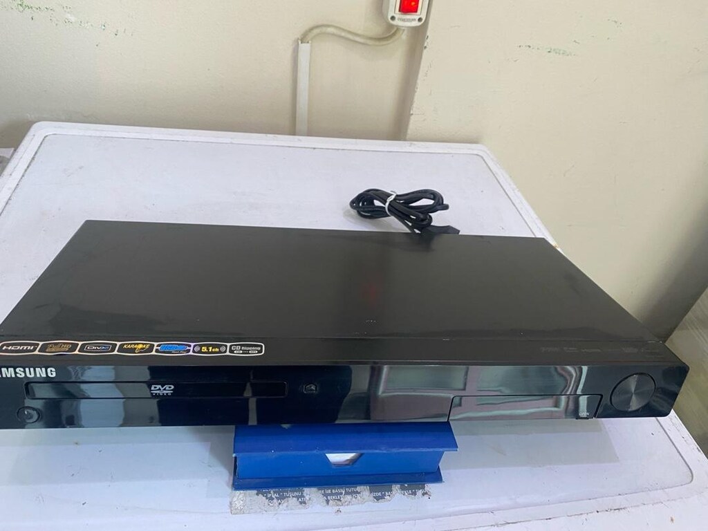 Sinema Keyfi! Samsung DVD Oynatıcı - HDMI & USB & Karaoke Destekli - 2
