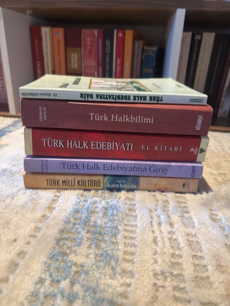çeşitli akademik kitaplar