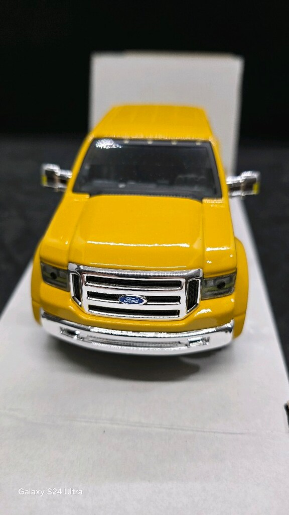 Maisto Special Edition 1:31 ölçek Ford Mighty F350 Super Duty - 3