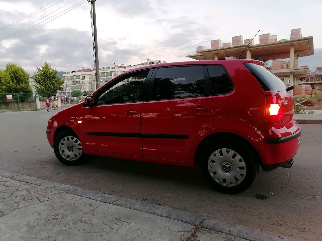 POLO 2005 md. HATASIZ saf benzinli 132.000 km. - 3