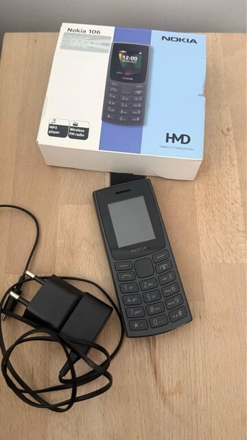 nokia 106 cep telefonu + 16 GB hafıza kartı + JBL kulaklık