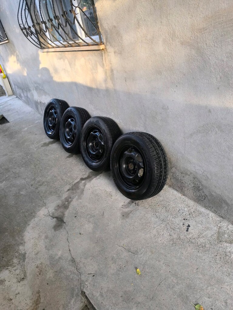 TOYOTA COROLLA EFSANE KASA ORJİNAL 4 JANT VE 4 SIFIR LASTİKLERİ - 6