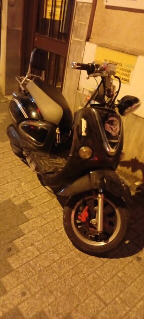 yuki elektrikli bisiklet 20000 Kadıköy 6yol da satlık