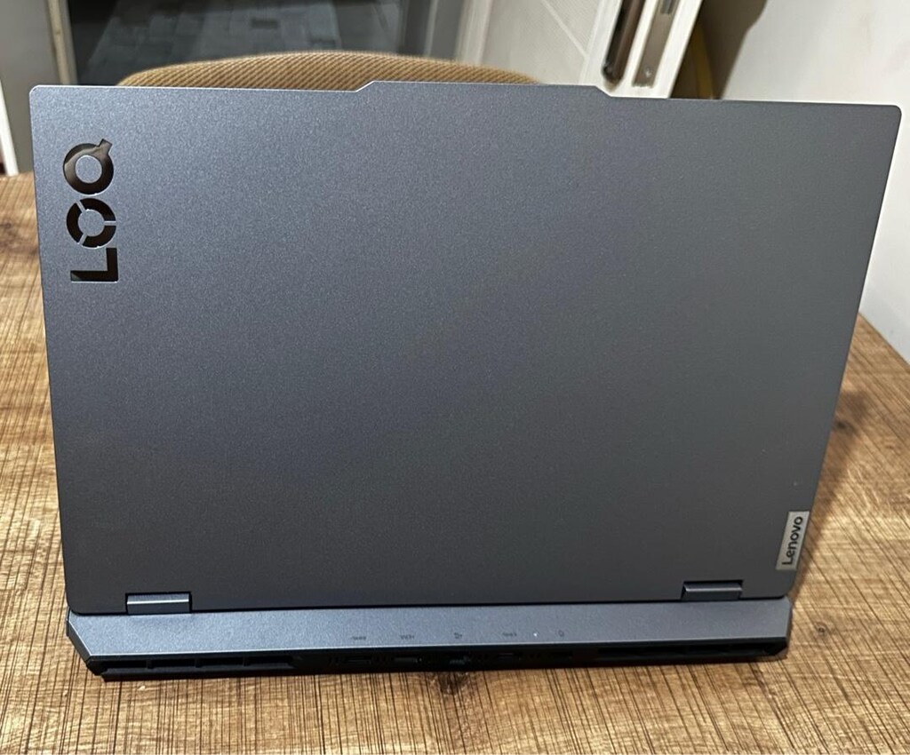 Lenovo LOQ oyuncu laptopu - 4