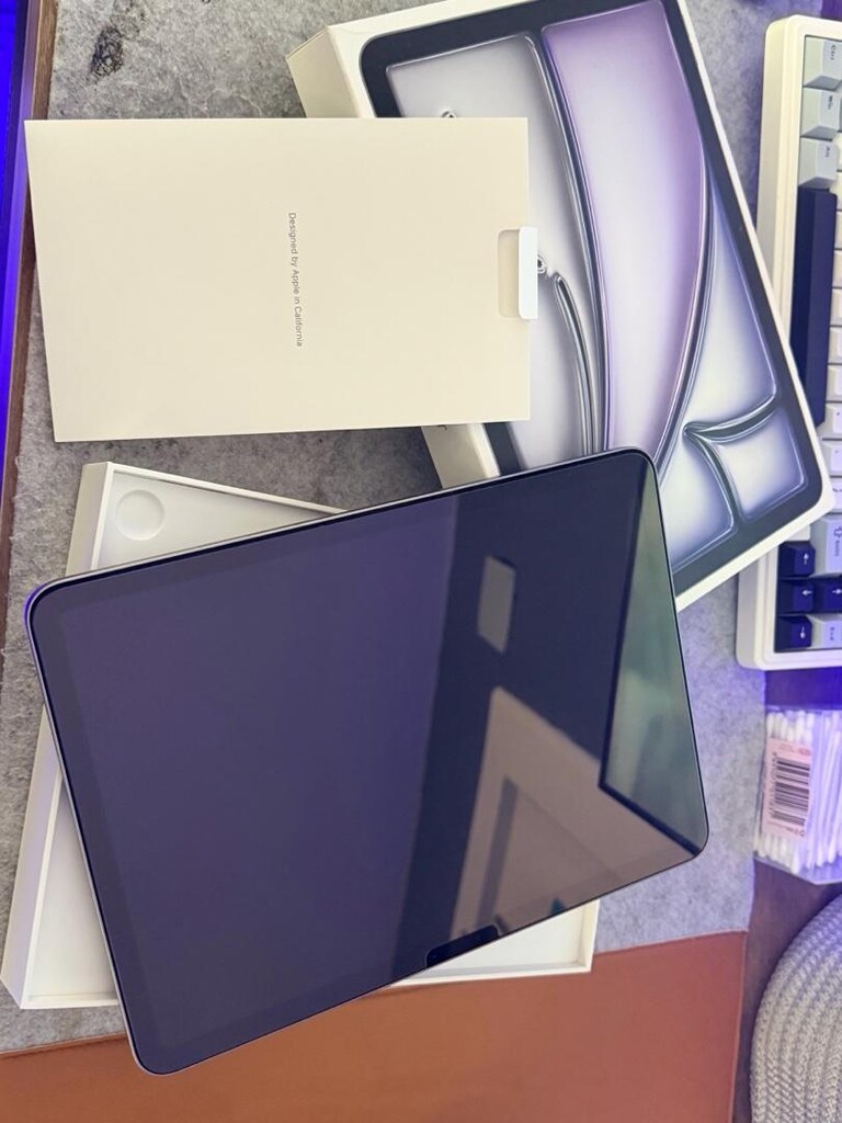 iPad Air 11-inch (M3) Wi-Fi 128 GB - 2