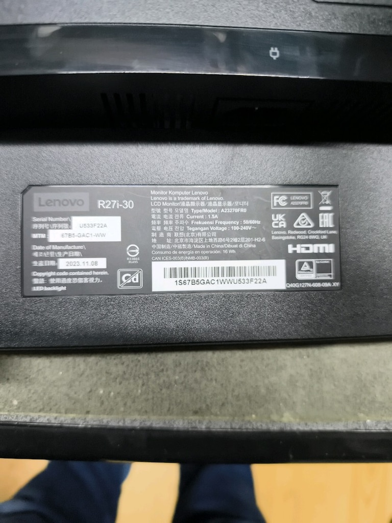 Lenovo Legion 27 monitör ekran kirik - 4