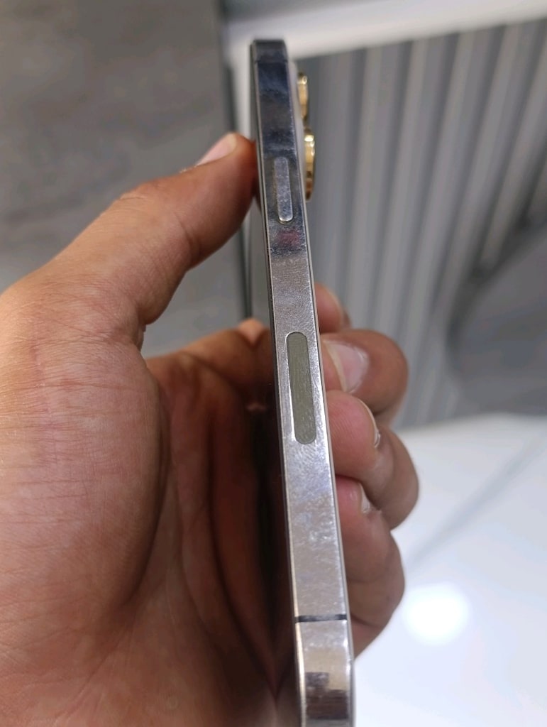 iPhone 14 pro Max - 4