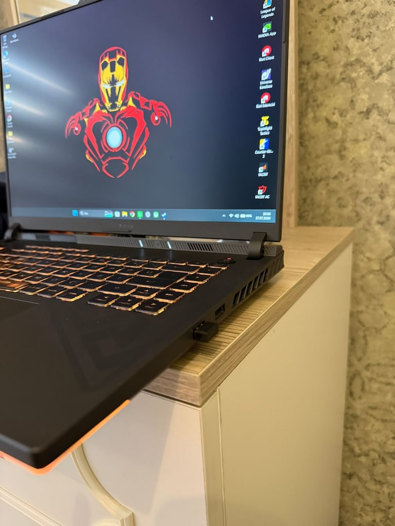 ASUS ROG STRIX G16 | RTX 4060 140W | i7-13650HX | 165Hz - 4