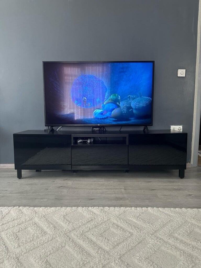 IKEA BESTA Serisi TV sehpası parlak siyah (180cm) - 2