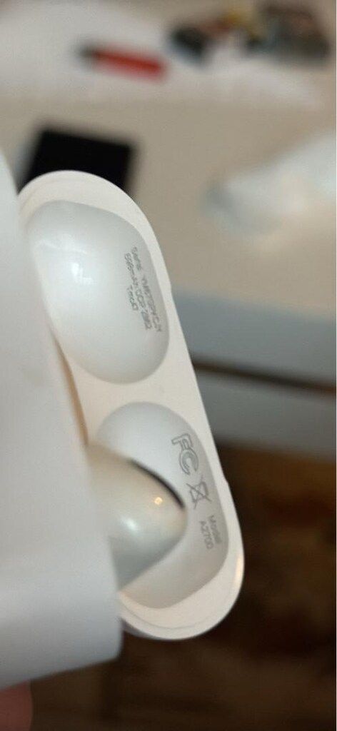 airpods pro 2. nesil şarj kutusu - 2
