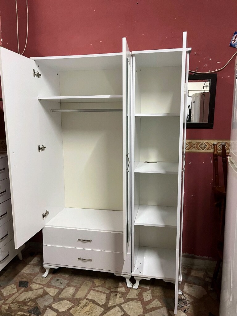 3 kapılı elbise dolabı - 2