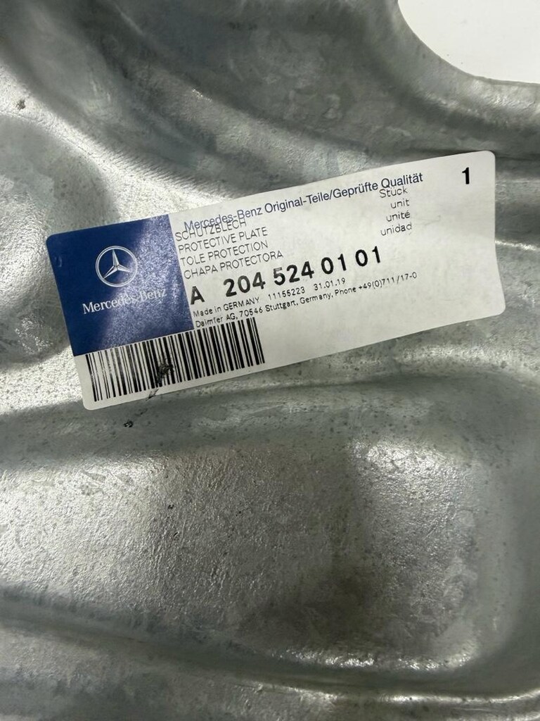 Mercedes W204 karter muhafazası sıfır orjinal A2045240101 - 2